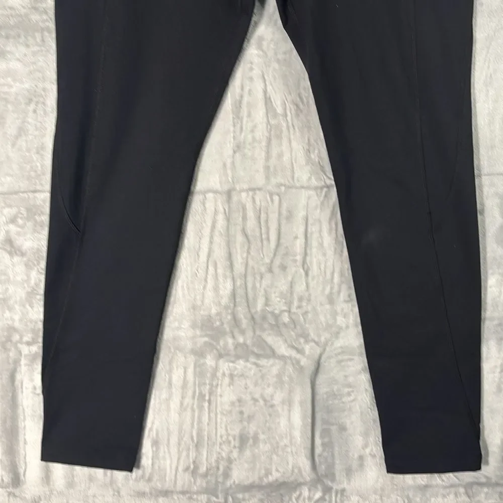 NWT New Gradual Black Leggings with pockets Size Large